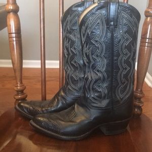 Tony Lama Men’s Cowboy Boots